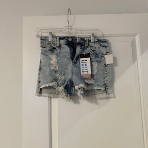 Shorts size 5